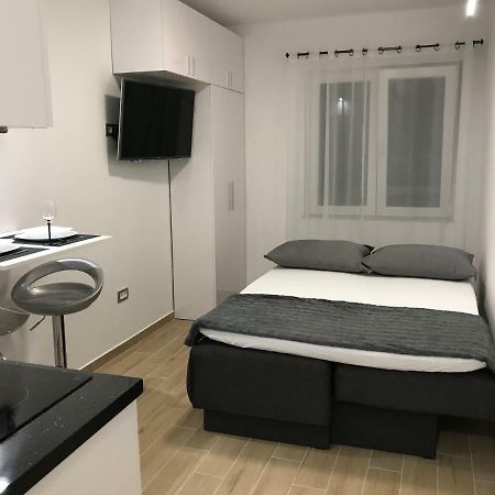 Apartman Studio Ganga Omiš Exteriér fotografie